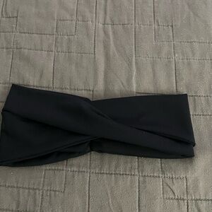 Lululemon Black Twist Headband new black